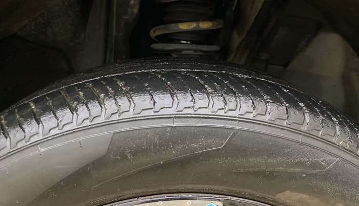 2021 Nissan MAGNITE XV MT, Petrol, Manual, 43,034 km, Right Front Tyre Tread