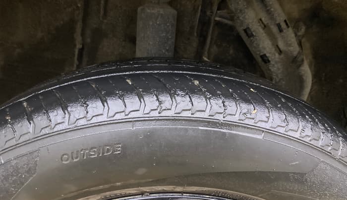 2021 Nissan MAGNITE XV MT, Petrol, Manual, 43,034 km, Right Rear Tyre Tread