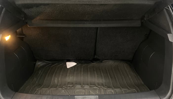2021 Nissan MAGNITE XV MT, Petrol, Manual, 43,034 km, Boot Inside