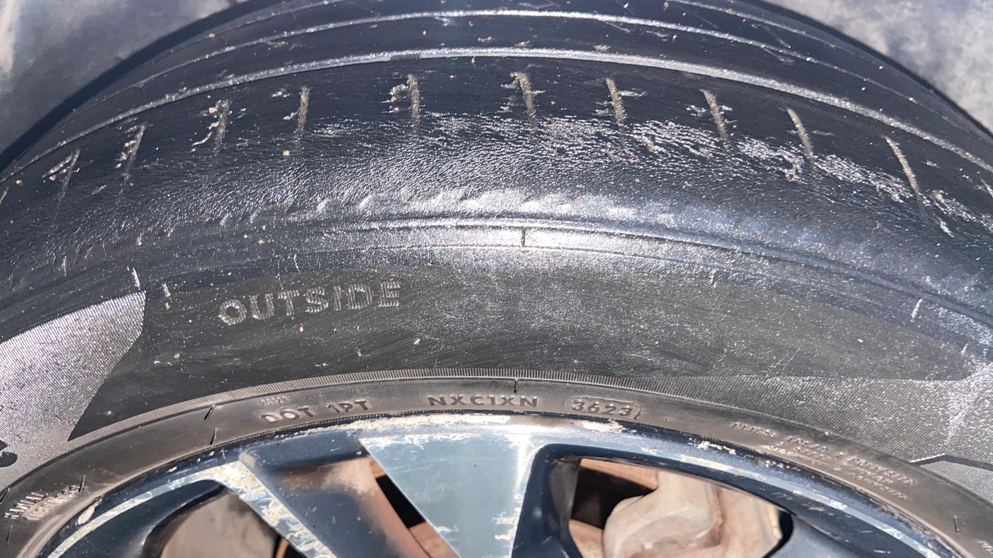 2020 Tata Tiago XZ PLUS PETROL, Petrol, Manual, 86,096 km, Right Front Tyre Tread
