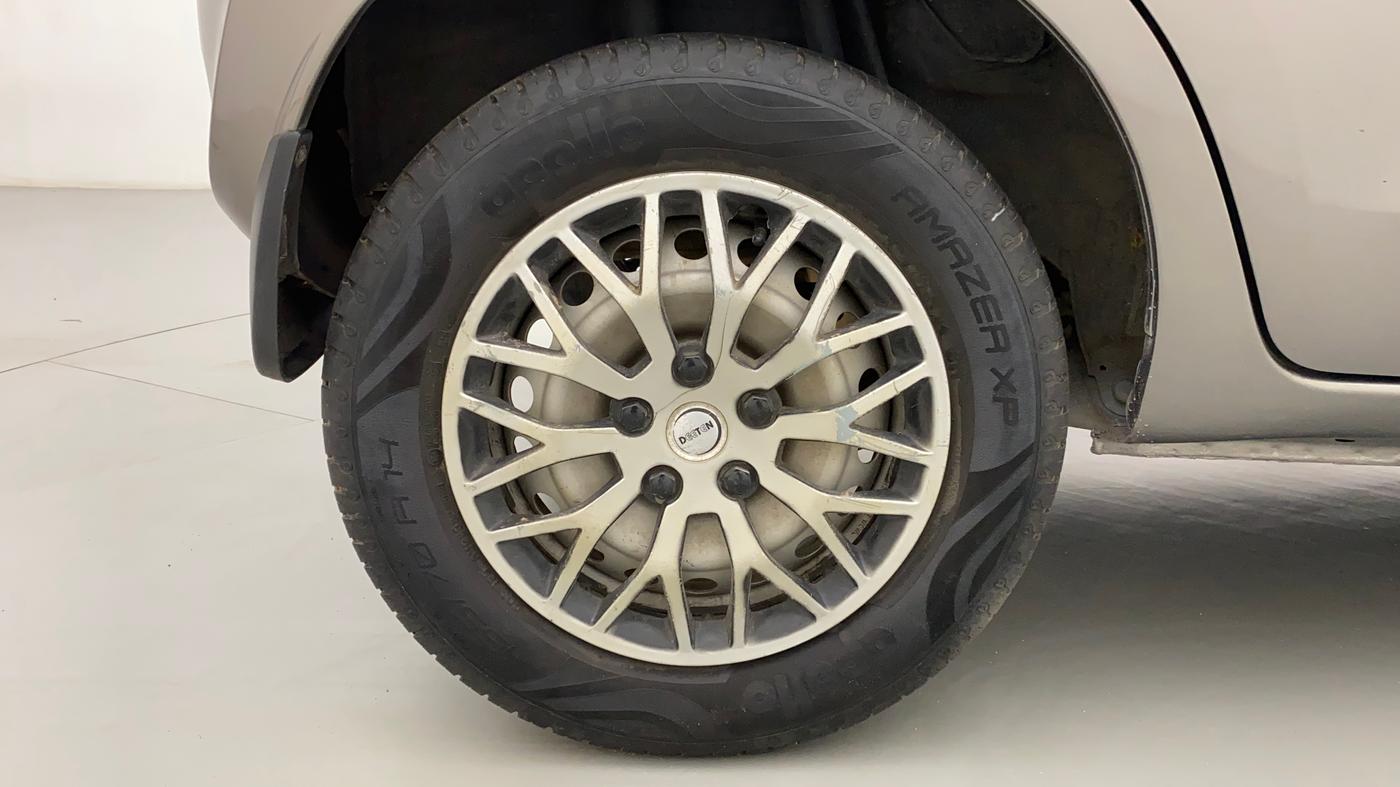 2021 Datsun Redi Go A, Petrol, Manual, 31,302 km, Right Rear Wheel