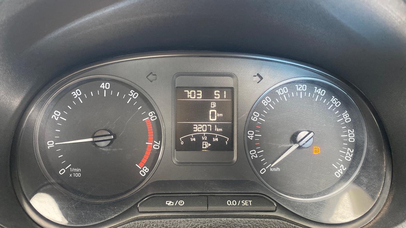2021 Skoda Rapid AMBITION AT TSI, Petrol, Automatic, 32,070 km, Odometer Image