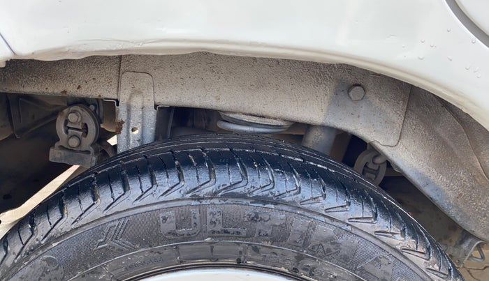 2014 Maruti Alto K10 VXI, Petrol, Manual, 69,702 km, Right Rear Tyre Tread