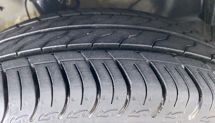 2017 Honda City V CVT, Petrol, Automatic, 42,295 km, Right Front Tyre Tread