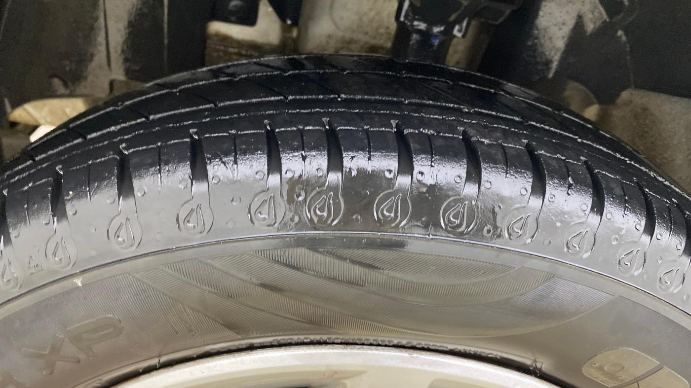 2021 Renault Kwid RXT 1.0 (O), Petrol, Manual, 37,480 km, Left Front Tyre Tread