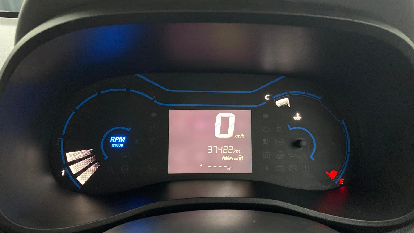 2021 Renault Kwid RXT 1.0 (O), Petrol, Manual, 37,480 km, Odometer Image