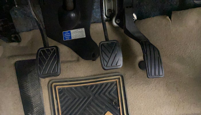 2018 Maruti Ciaz DELTA 1.4 MT PETROL, Petrol, Manual, 1,48,426 km, Pedals