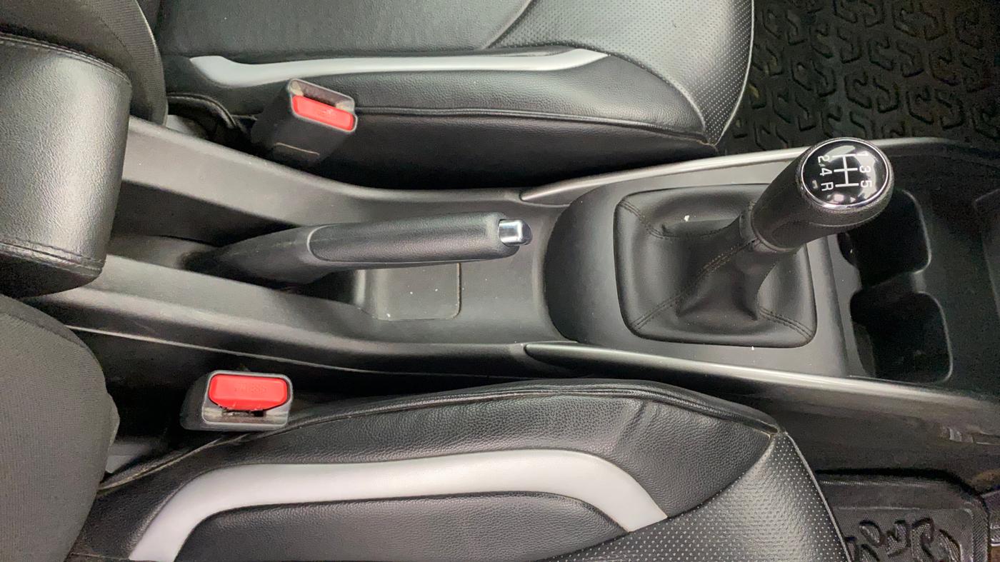 2023 Maruti Baleno ALPHA PETROL 1.2, Petrol, Manual, 35,226 km, Gear Lever