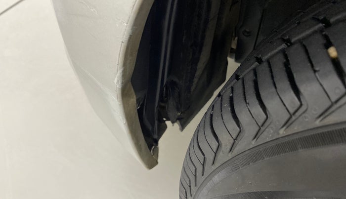 2011 Maruti A Star VXI (ABS) AT, Petrol, Automatic, 57,788 km, Left fender - Lining loose
