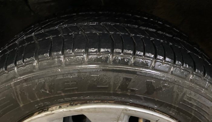 2018 Hyundai Elite i20 MAGNA EXECUTIVE 1.2, Petrol, Manual, 99,109 km, Left Front Tyre Tread