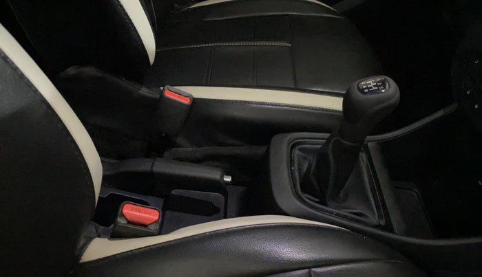 2022 Tata PUNCH ADVENTURE MT, Petrol, Manual, 58,416 km, Gear Lever