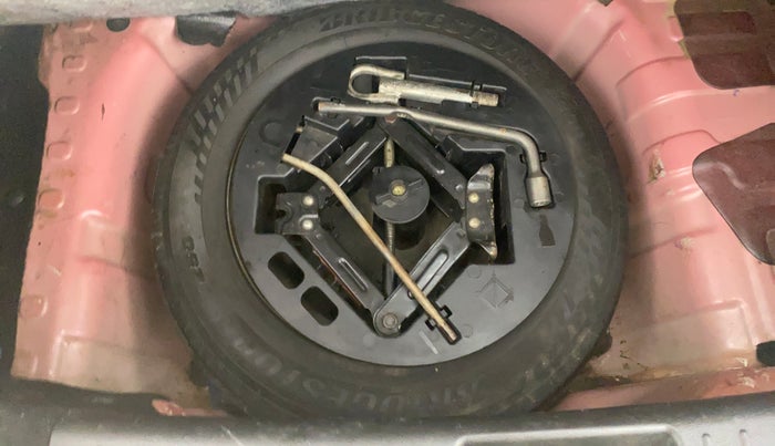 2019 Mahindra KUV 100 NXT K2 P 6 STR, Petrol, Manual, 62,040 km, Spare Tyre