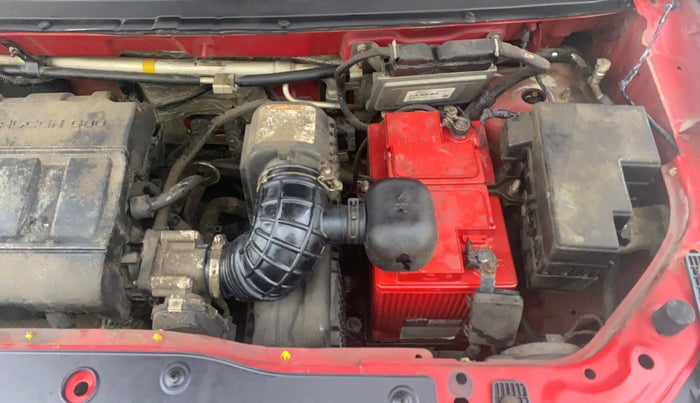 2019 Mahindra KUV 100 NXT K2 P 6 STR, Petrol, Manual, 62,040 km, Engine View - Left