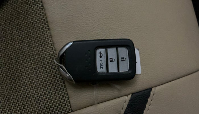 2018 Honda Amaze 1.2L I-VTEC VX, Petrol, Manual, 81,723 km, Key Close Up