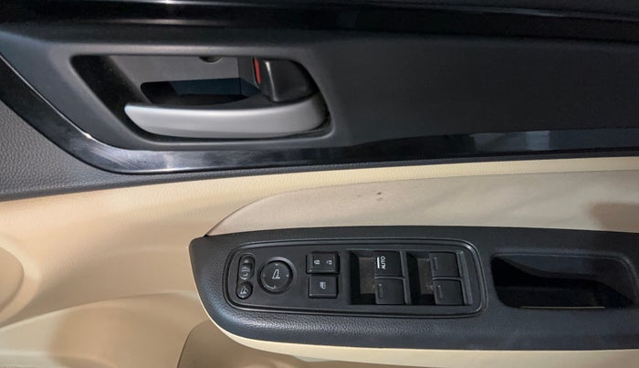 2018 Honda Amaze 1.2L I-VTEC VX, Petrol, Manual, 81,723 km, Driver Side Door Panels Control