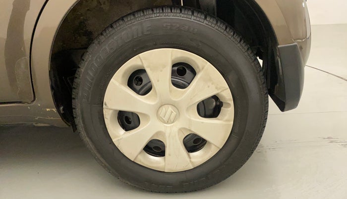 2012 Maruti Ritz VXI, Petrol, Manual, 95,343 km, Left Rear Wheel
