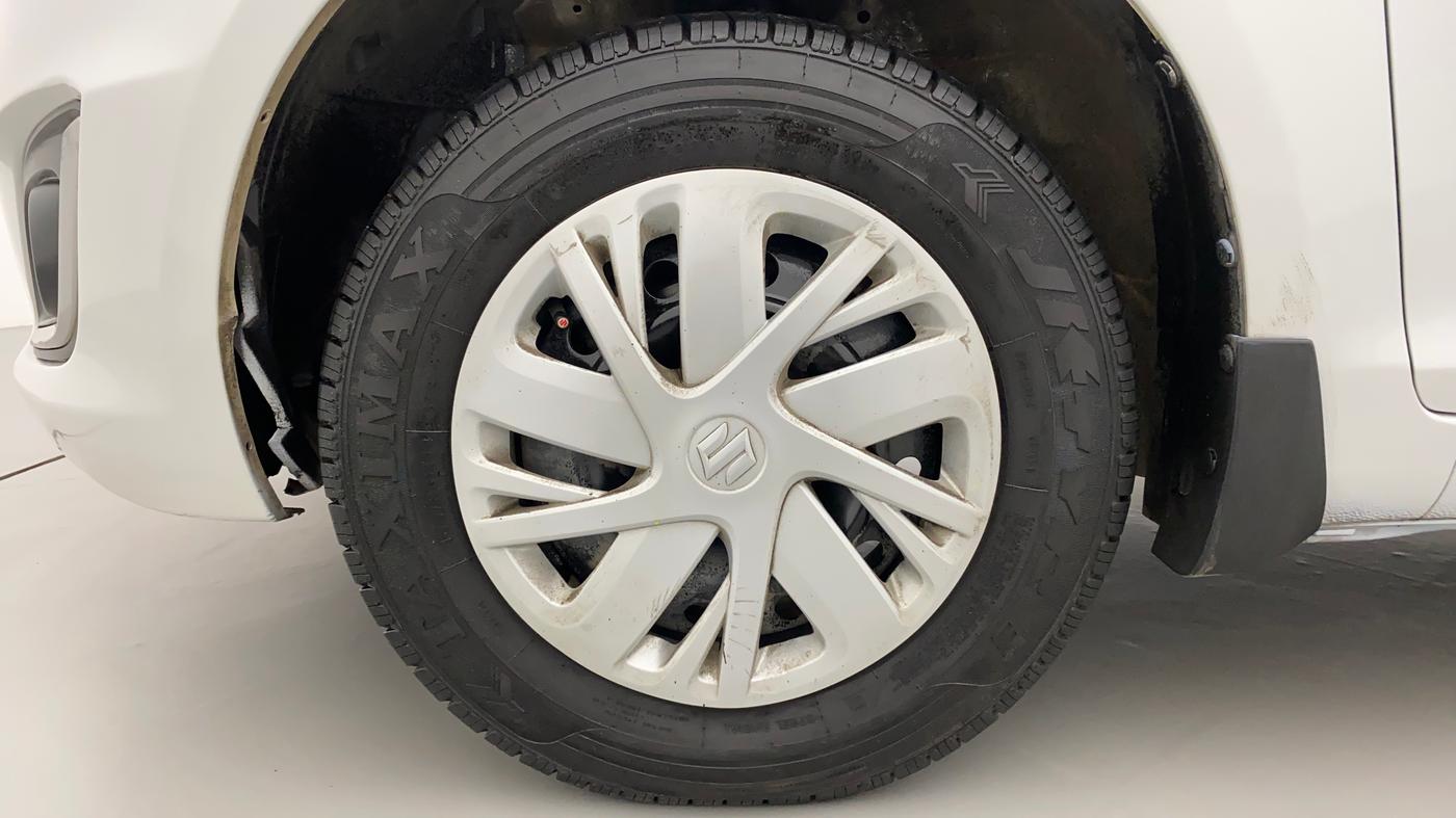 2015 Maruti Swift VXI, Petrol, Manual, 52,897 km, Left Front Wheel