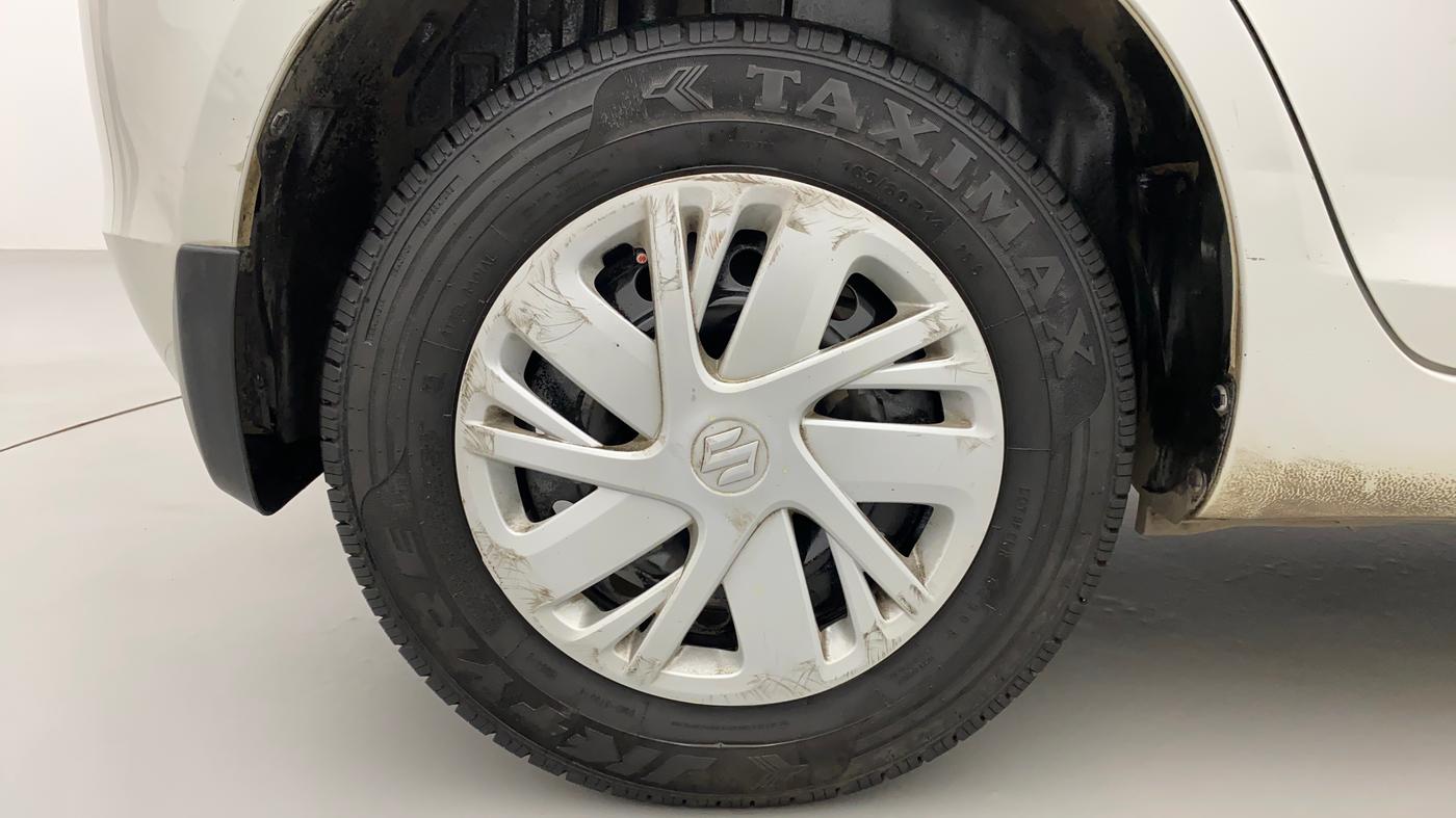 2015 Maruti Swift VXI, Petrol, Manual, 52,897 km, Right Rear Wheel