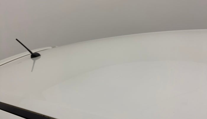 2015 Maruti Swift VXI, Petrol, Manual, 52,897 km, Roof - Slightly dented