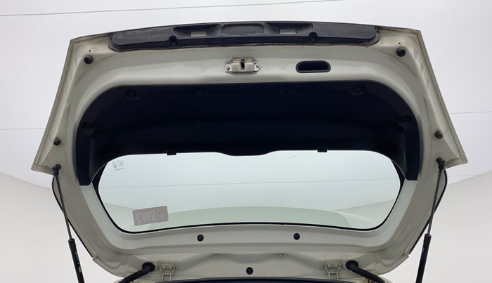 2015 Maruti Swift VXI, Petrol, Manual, 52,897 km, Boot Door Open