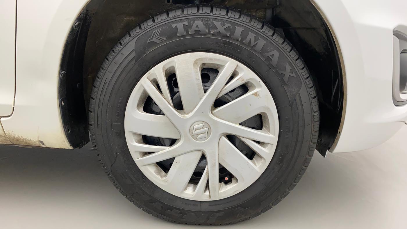 2015 Maruti Swift VXI, Petrol, Manual, 52,897 km, Right Front Wheel