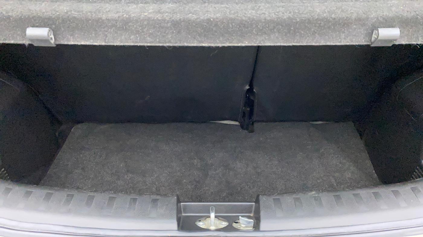2015 Maruti Swift VXI, Petrol, Manual, 52,897 km, Boot Inside