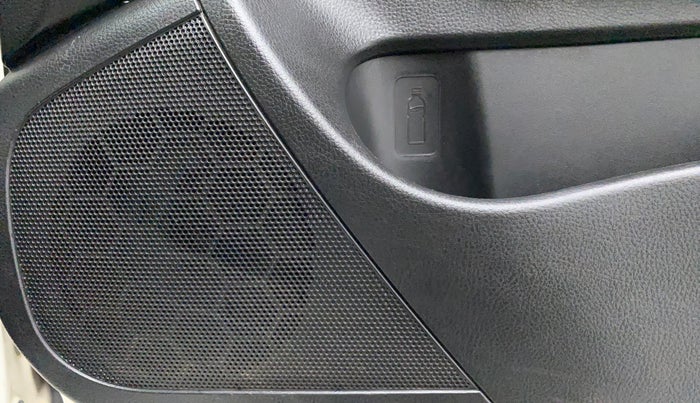 2015 Maruti Swift VXI, Petrol, Manual, 52,897 km, Speaker