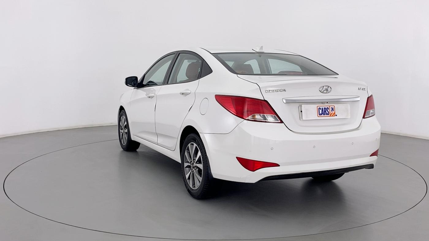 2016 Hyundai Verna FLUIDIC 1.6 SX VTVT, Petrol, Manual, 44,409 km, Left Back Diagonal