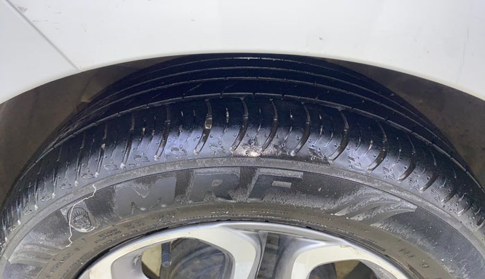 2019 Hyundai Elite i20 ASTA (O) CVT, Petrol, Automatic, 57,396 km, Right Rear Tyre Tread