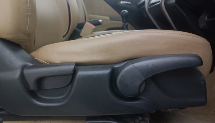 2017 Honda City 1.5L I-VTEC SV, Petrol, Manual, 97,645 km, Driver Side Adjustment Panel