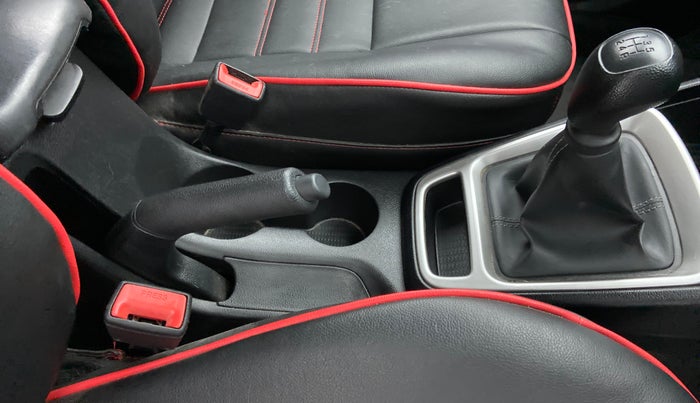 2019 Hyundai VENUE S MT 1.2 KAPPA, Petrol, Manual, 12,910 km, Gear Lever