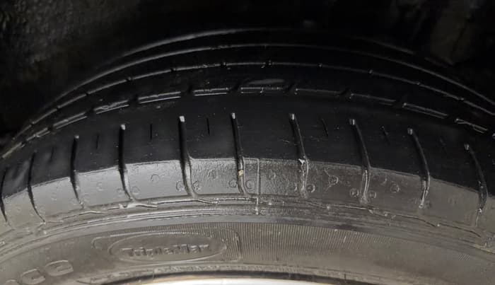 2019 Tata NEXON XM PETROL, CNG, Manual, 33,686 km, Left Rear Tyre Tread
