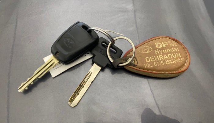 2016 Hyundai Grand i10 SPORTZ 1.2 KAPPA VTVT, Petrol, Manual, 30,747 km, Key Close Up