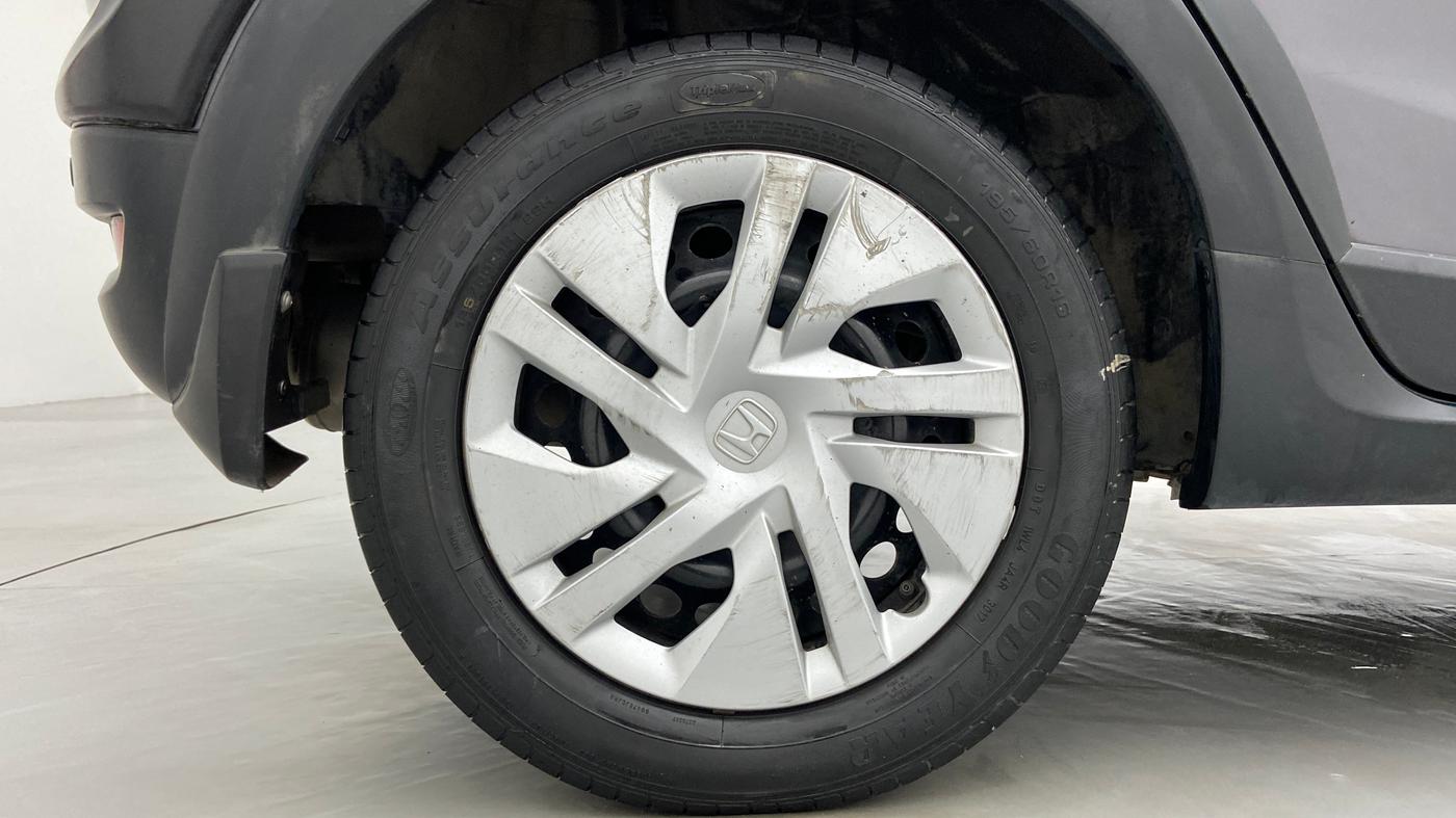 2017 Honda WR-V 1.2 i-VTEC S MT, Petrol, Manual, 62,874 km, Right Rear Wheel
