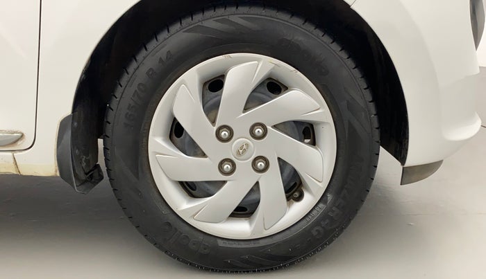 2018 Hyundai NEW SANTRO SPORTZ CNG, CNG, Manual, 69,188 km, Right Front Wheel