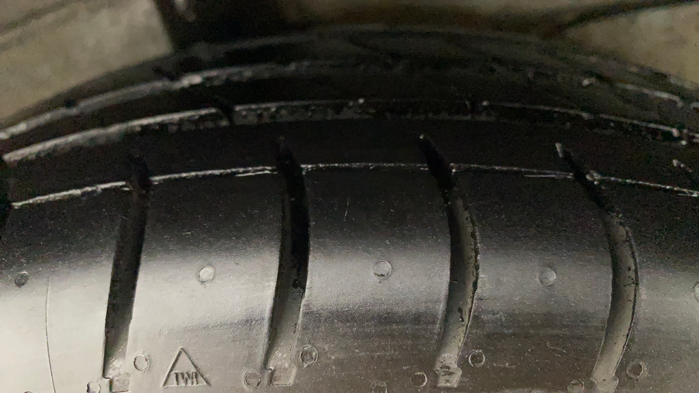 2018 Hyundai NEW SANTRO SPORTZ CNG, CNG, Manual, 69,188 km, Right Rear Tyre Tread