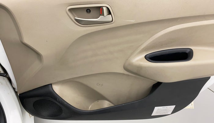 2018 Hyundai NEW SANTRO SPORTZ CNG, CNG, Manual, 69,188 km, Driver Side Door Panels Control