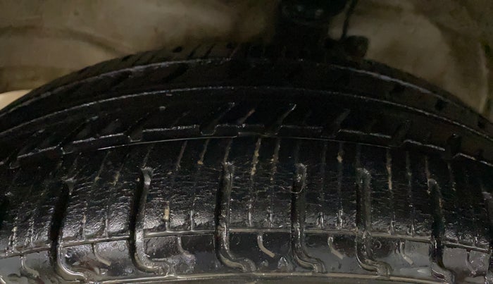 2018 Maruti Wagon R 1.0 VXI, Petrol, Manual, 38,157 km, Left Front Tyre Tread