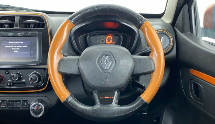 2017 Renault Kwid CLIMBER 1.0 AT, Petrol, Automatic, 67,451 km, Steering Wheel Close Up