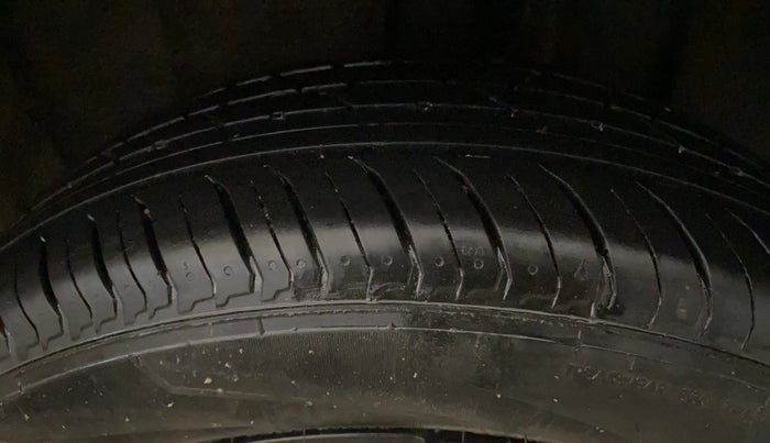 2023 Nissan MAGNITE XV MT, Petrol, Manual, 12,236 km, Left Rear Tyre Tread