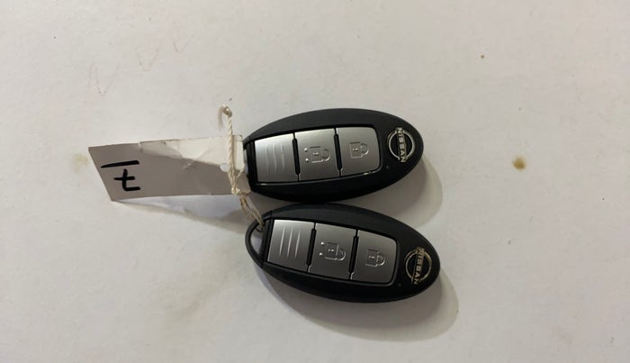 2023 Nissan MAGNITE XV MT, Petrol, Manual, 12,236 km, Key Close Up