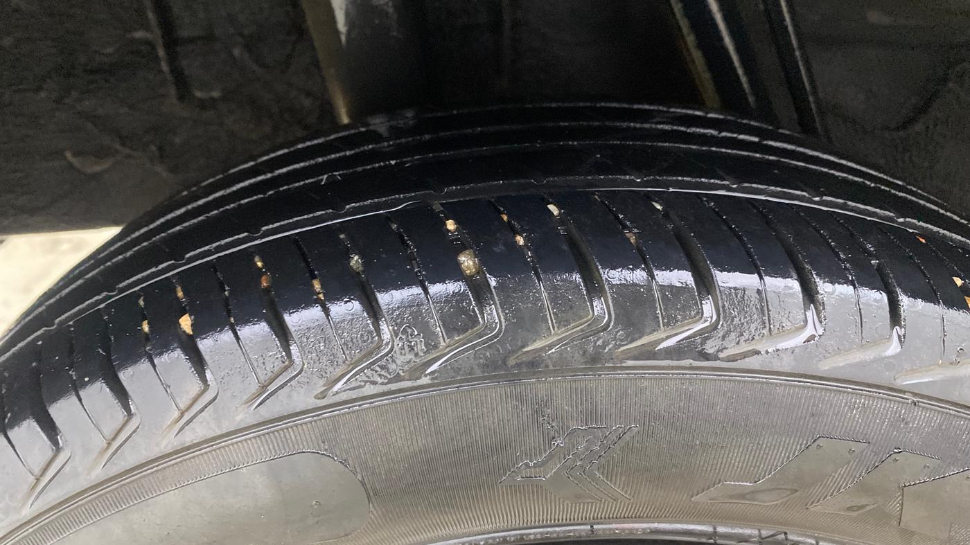 2017 Renault Kwid RXT 0.8, Petrol, Manual, 1,13,911 km, Right Rear Tyre Tread
