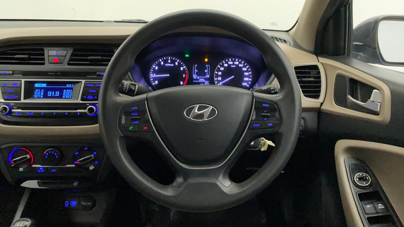 2015 Hyundai Elite i20 MAGNA 1.2, Petrol, Manual, 26,432 km, Steering Wheel Close Up