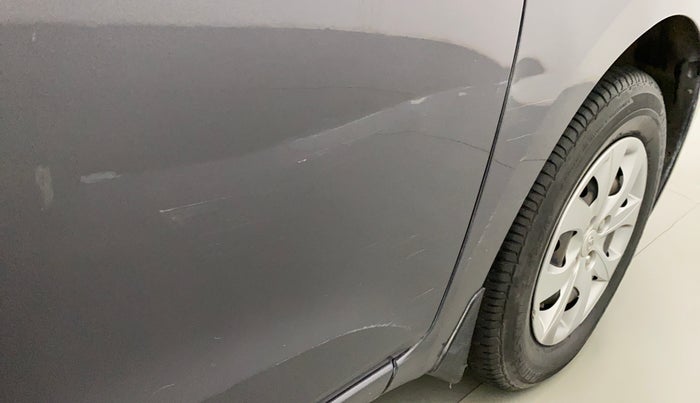 2015 Hyundai Elite i20 MAGNA 1.2, Petrol, Manual, 26,432 km, Driver-side door - Minor scratches