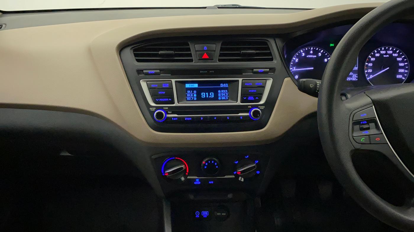 2015 Hyundai Elite i20 MAGNA 1.2, Petrol, Manual, 26,432 km, Air Conditioner