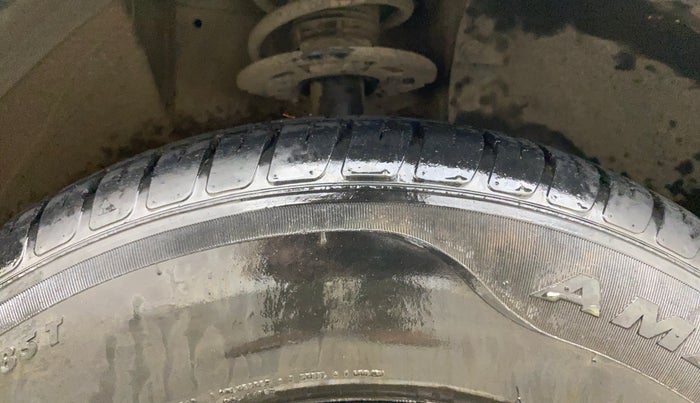 2019 Maruti Swift VXI, Petrol, Manual, 23,219 km, Right Front Tyre Tread