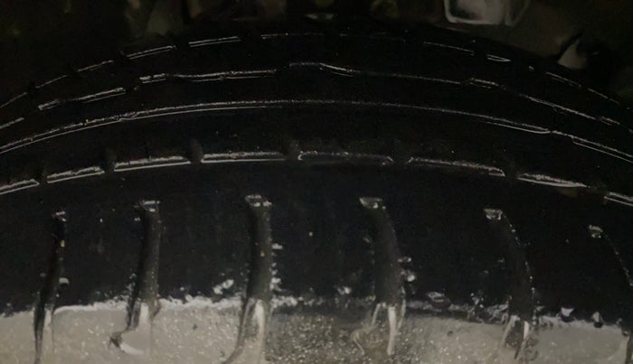 2019 Renault Duster 85 PS RXS MT DIESEL, Diesel, Manual, 45,163 km, Right Front Tyre Tread