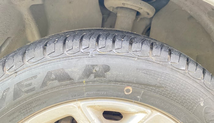 2017 Ford Ecosport TITANIUM 1.5L PETROL AT, Petrol, Automatic, 23,242 km, Left Front Tyre Tread