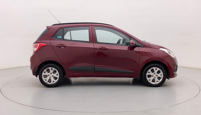 2015 Hyundai Grand i10 SPORTZ 1.2 KAPPA VTVT, Petrol, Manual, 1,00,708 km, Right Side View