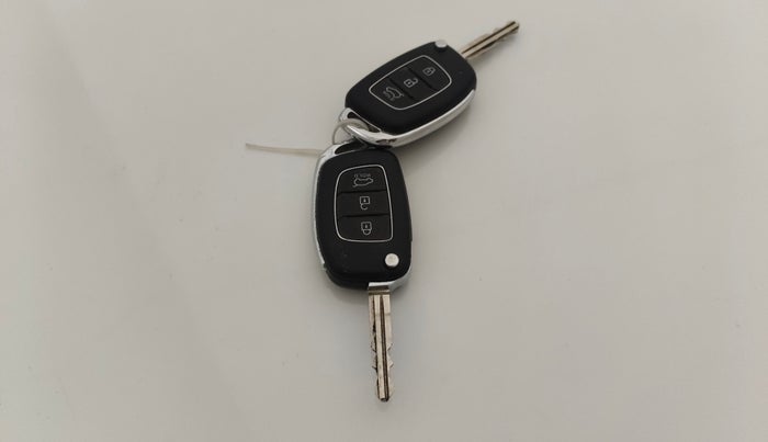 2015 Hyundai i20 Active 1.2 S, Petrol, Manual, 28,985 km, Key Close Up